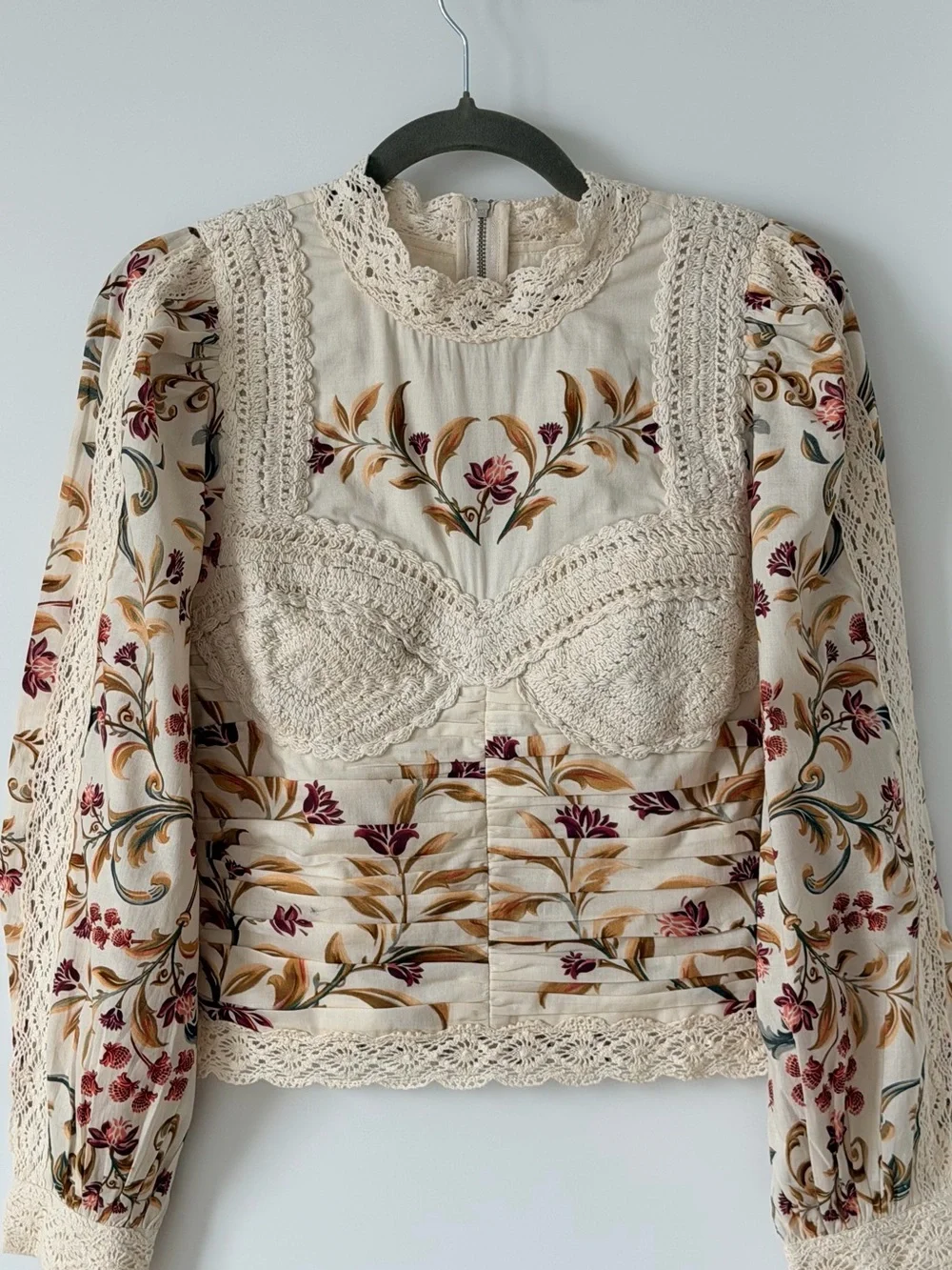 FARM RIO Cream Floral CROCHET Blouse